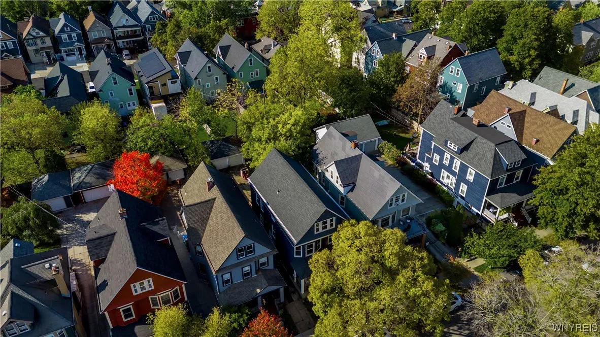 288 Baynes Street, Buffalo, New York 14213, Buffalo, New York 14213, 4 Bedrooms Bedrooms, 7 Rooms Rooms,2 BathroomsBathrooms,Residential,Closed,288 Baynes Street, Buffalo, New York 14213,0,B1646247