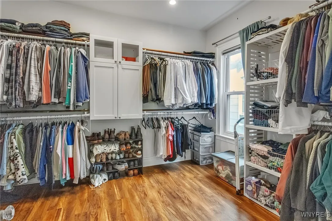 288 Baynes Street, Buffalo, New York 14213, Buffalo, New York 14213, 4 Bedrooms Bedrooms, 7 Rooms Rooms,2 BathroomsBathrooms,Residential,Closed,288 Baynes Street, Buffalo, New York 14213,0,B1646247