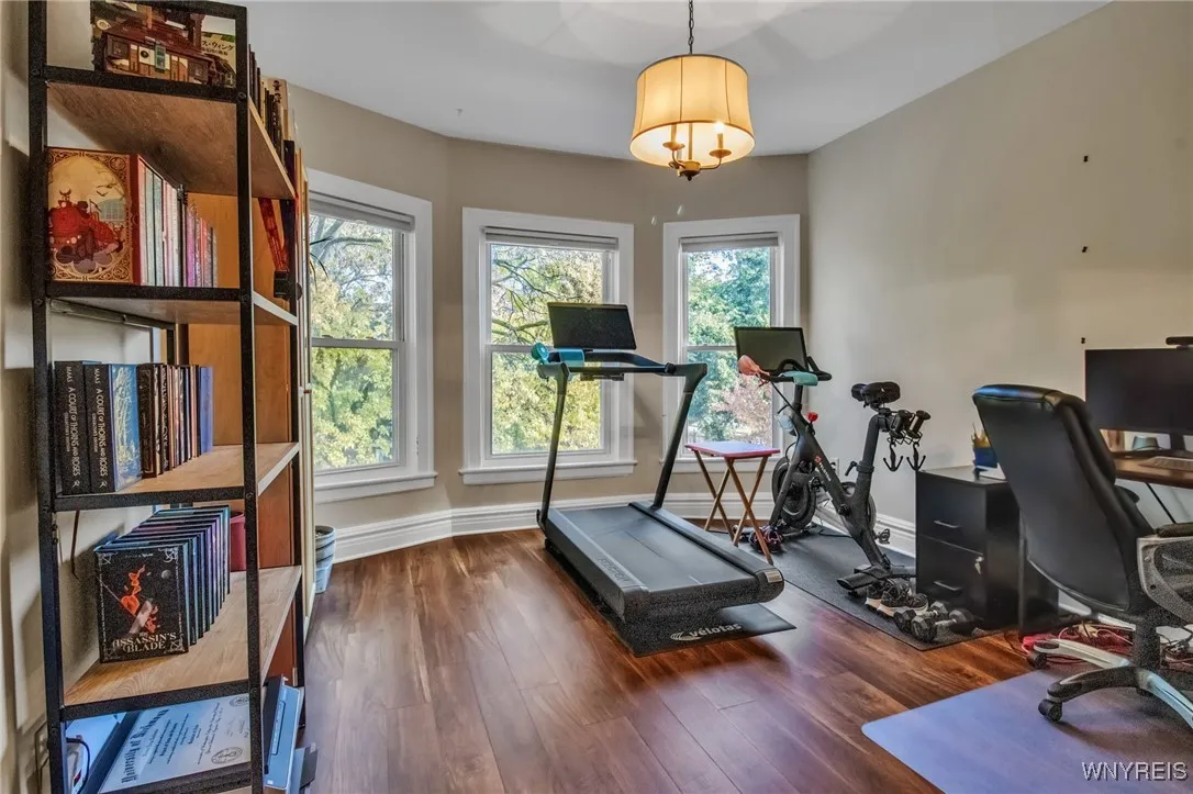 288 Baynes Street, Buffalo, New York 14213, Buffalo, New York 14213, 4 Bedrooms Bedrooms, 7 Rooms Rooms,2 BathroomsBathrooms,Residential,Closed,288 Baynes Street, Buffalo, New York 14213,0,B1646247