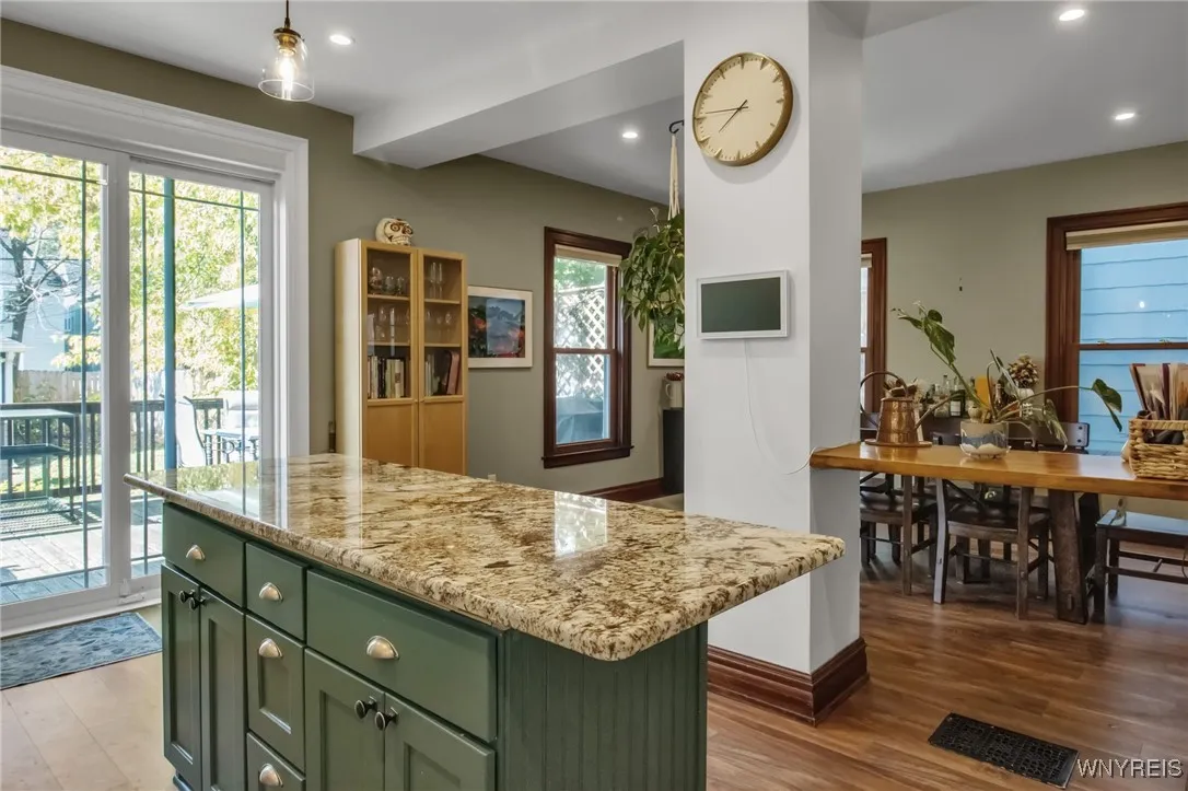 288 Baynes Street, Buffalo, New York 14213, Buffalo, New York 14213, 4 Bedrooms Bedrooms, 7 Rooms Rooms,2 BathroomsBathrooms,Residential,Closed,288 Baynes Street, Buffalo, New York 14213,0,B1646247