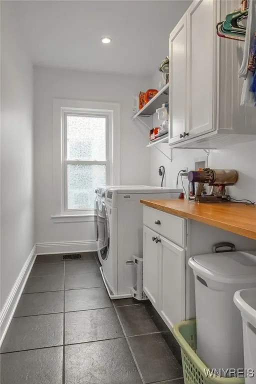 288 Baynes Street, Buffalo, New York 14213, Buffalo, New York 14213, 4 Bedrooms Bedrooms, 7 Rooms Rooms,2 BathroomsBathrooms,Residential,Closed,288 Baynes Street, Buffalo, New York 14213,0,B1646247