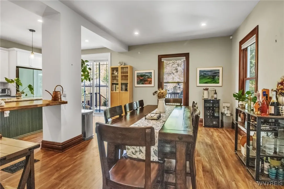 288 Baynes Street, Buffalo, New York 14213, Buffalo, New York 14213, 4 Bedrooms Bedrooms, 7 Rooms Rooms,2 BathroomsBathrooms,Residential,Closed,288 Baynes Street, Buffalo, New York 14213,0,B1646247