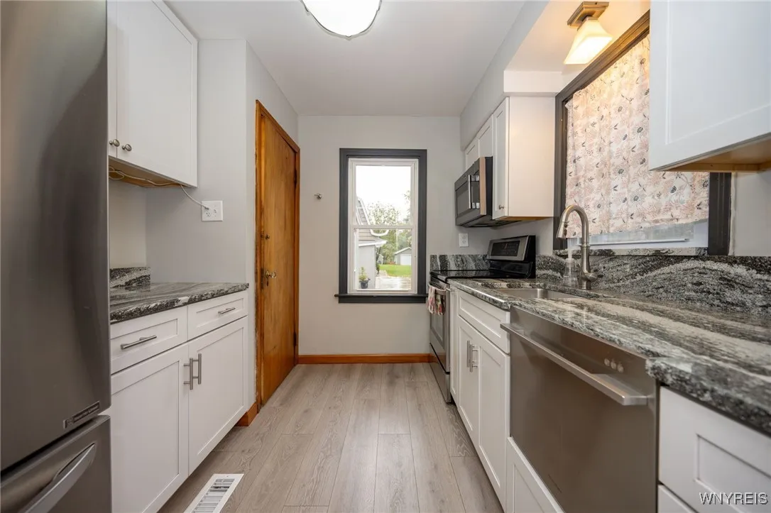 486 Potters Road, West Seneca, New York 14220, West Seneca, New York 14220, ,Commercial Sale,For Sale,486 Potters Road, West Seneca, New York 14220,0,B1645882