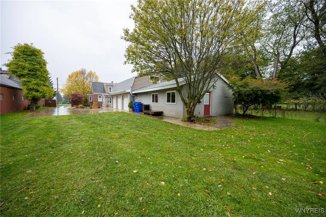 486 Potters Road, West Seneca, New York 14220, West Seneca, New York 14220, ,Commercial Sale,For Sale,486 Potters Road, West Seneca, New York 14220,0,B1645882