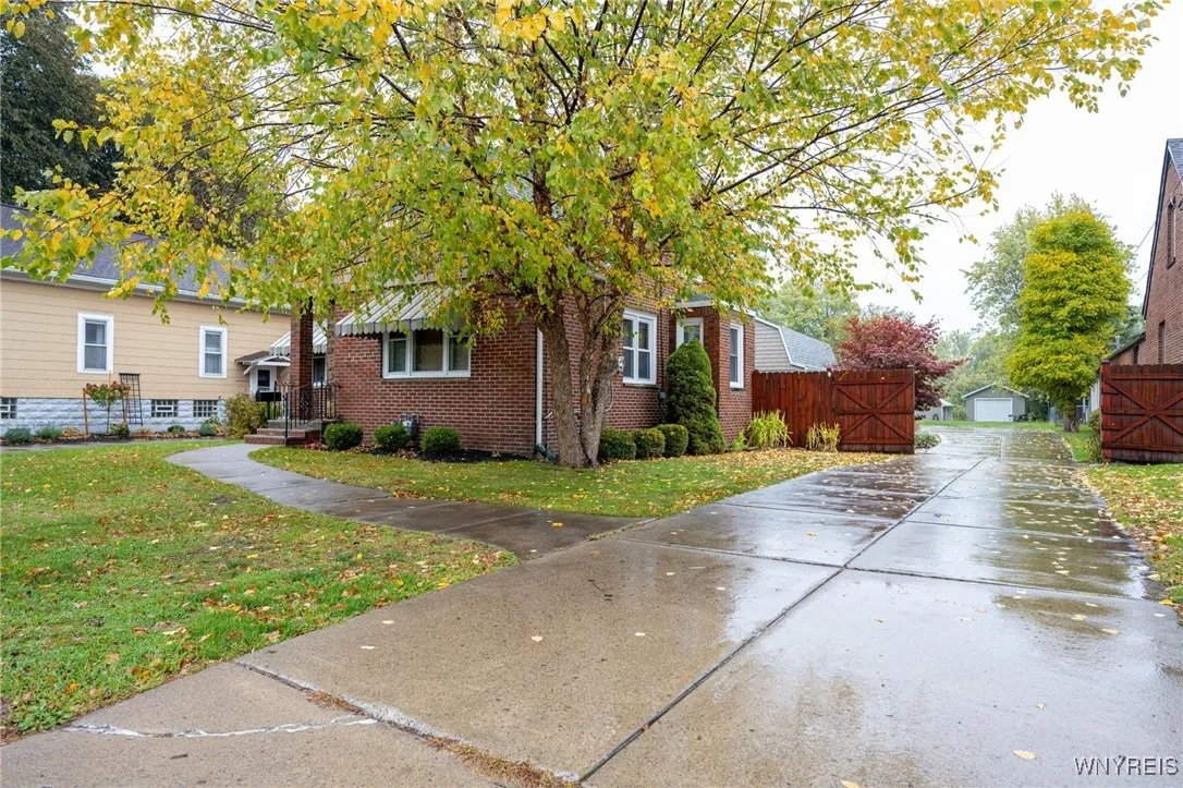 486 Potters Road, West Seneca, New York 14220, West Seneca, New York 14220, ,Commercial Sale,For Sale,486 Potters Road, West Seneca, New York 14220,0,B1645882