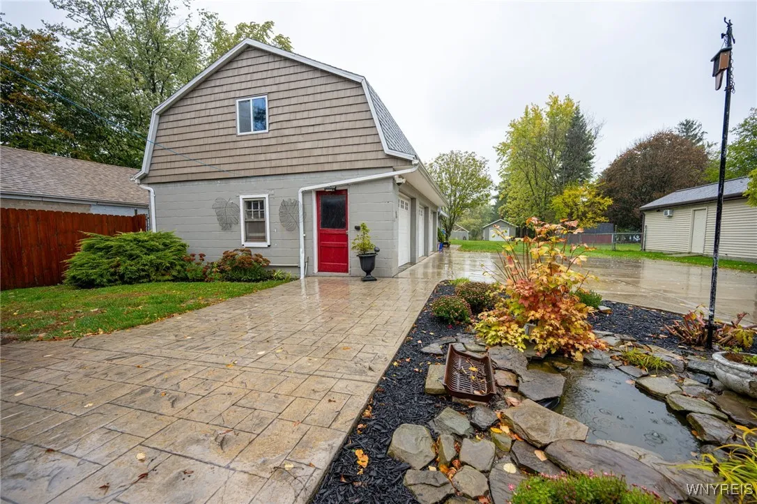 486 Potters Road, West Seneca, New York 14220, West Seneca, New York 14220, ,Commercial Sale,For Sale,486 Potters Road, West Seneca, New York 14220,0,B1645882