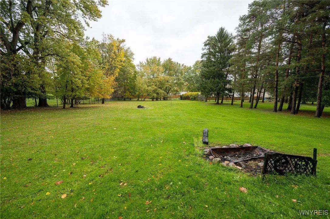 486 Potters Road, West Seneca, New York 14220, West Seneca, New York 14220, ,Commercial Sale,For Sale,486 Potters Road, West Seneca, New York 14220,0,B1645882