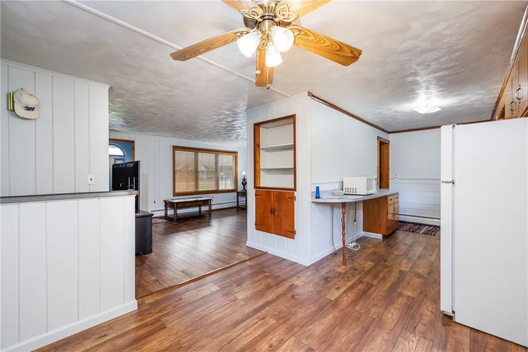 3851 Mount Read Boulevard, Greece, New York 14616, Greece, New York 14616, 3 Bedrooms Bedrooms, 5 Rooms Rooms,1 BathroomBathrooms,Residential,For Sale,3851 Mount Read Boulevard, Greece, New York 14616,0,R1646254