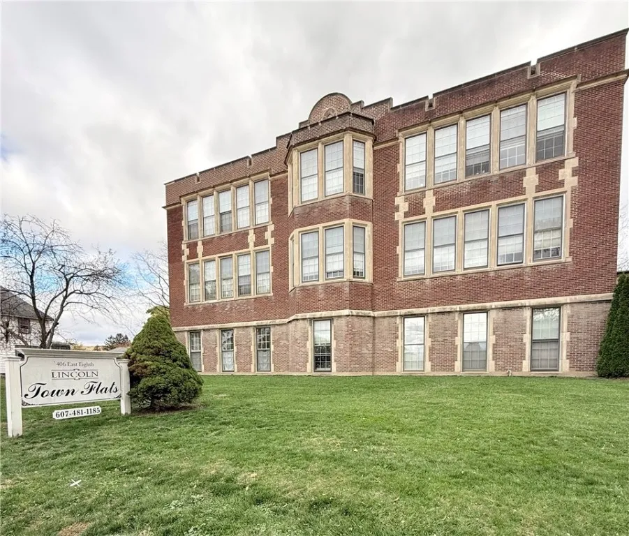 406 1c East 8th Street, Horseheads, New York 14903, Horseheads, New York 14903, 2 Bedrooms Bedrooms, 6 Rooms Rooms,2 BathroomsBathrooms,Residential Lease,For Rent,406 1c East 8th Street, Horseheads, New York 14903,0,R1646740