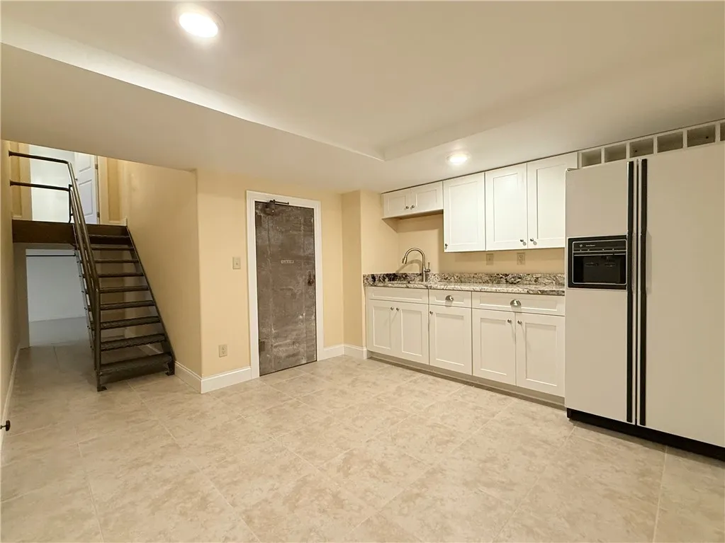 406 1c East 8th Street, Horseheads, New York 14903, Horseheads, New York 14903, 2 Bedrooms Bedrooms, 6 Rooms Rooms,2 BathroomsBathrooms,Residential Lease,For Rent,406 1c East 8th Street, Horseheads, New York 14903,0,R1646740