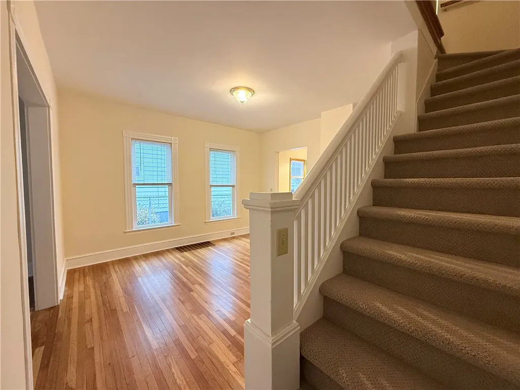 238 B Glenwood Avenue, Horseheads, New York 14903, Horseheads, New York 14903, 3 Bedrooms Bedrooms, 9 Rooms Rooms,1 BathroomBathrooms,Residential Lease,For Rent,238 B Glenwood Avenue, Horseheads, New York 14903,0,R1646732