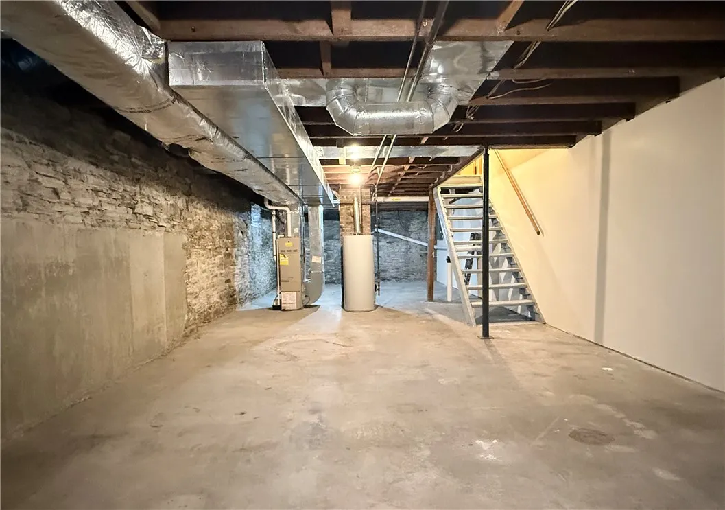 238 B Glenwood Avenue, Horseheads, New York 14903, Horseheads, New York 14903, 3 Bedrooms Bedrooms, 9 Rooms Rooms,1 BathroomBathrooms,Residential Lease,For Rent,238 B Glenwood Avenue, Horseheads, New York 14903,0,R1646732