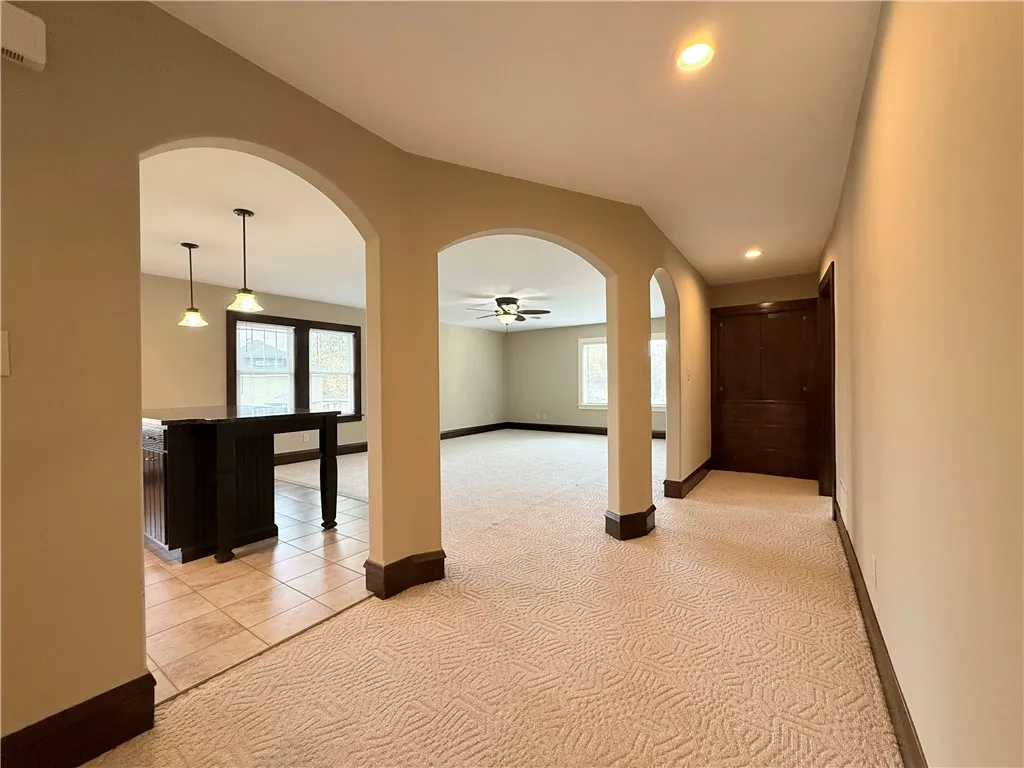 161 B Oakwood Avenue A, Horseheads, New York 14903, Horseheads, New York 14903, 2 Bedrooms Bedrooms, 6 Rooms Rooms,1 BathroomBathrooms,Residential Lease,For Rent,161 B Oakwood Avenue A, Horseheads, New York 14903,0,R1646735