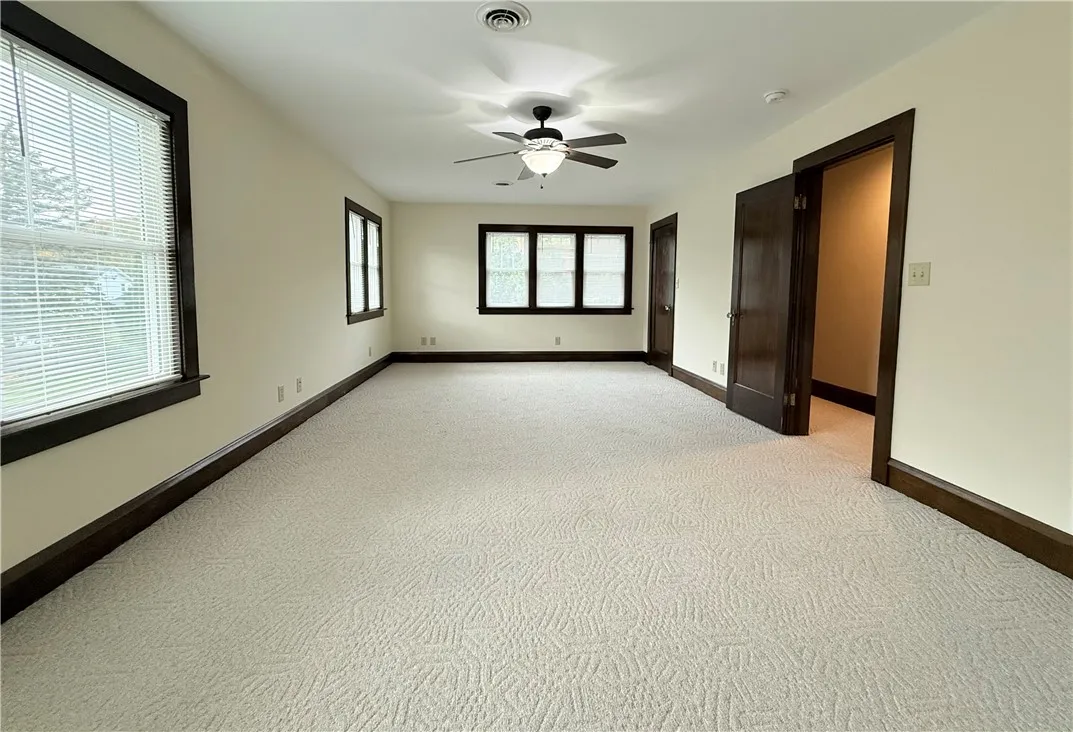 161 B Oakwood Avenue A, Horseheads, New York 14903, Horseheads, New York 14903, 2 Bedrooms Bedrooms, 6 Rooms Rooms,1 BathroomBathrooms,Residential Lease,For Rent,161 B Oakwood Avenue A, Horseheads, New York 14903,0,R1646735