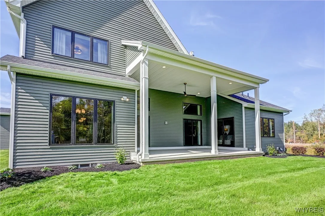 5211 Kandefer's Trail, Clarence, New York 14221, Clarence, New York 14221, 4 Bedrooms Bedrooms, 10 Rooms Rooms,3 BathroomsBathrooms,Residential,For Sale,5211 Kandefer's Trail, Clarence, New York 14221,0,B1646728