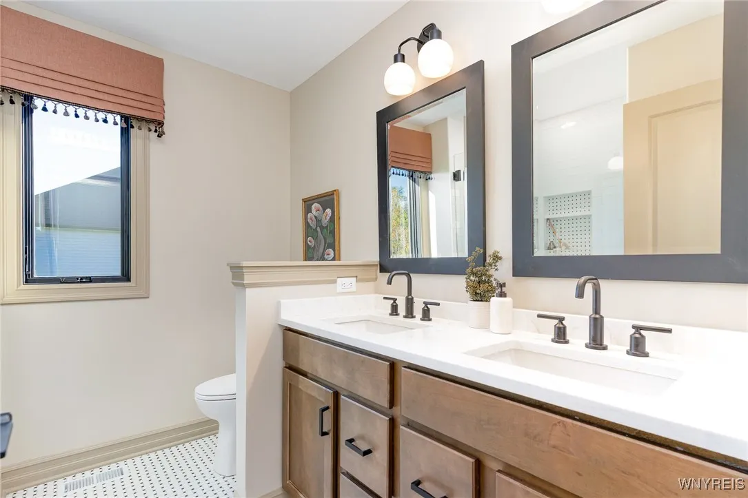 5211 Kandefer's Trail, Clarence, New York 14221, Clarence, New York 14221, 4 Bedrooms Bedrooms, 10 Rooms Rooms,3 BathroomsBathrooms,Residential,For Sale,5211 Kandefer's Trail, Clarence, New York 14221,0,B1646728