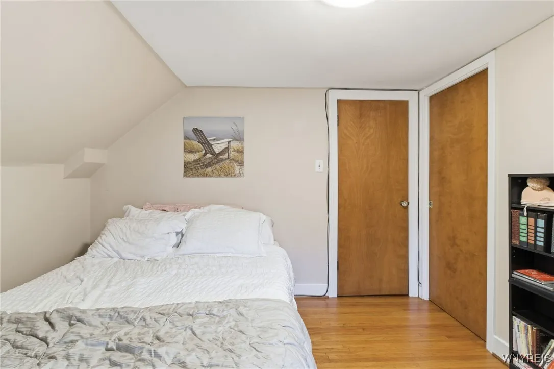 2945 Michigan Avenue, Niagara Falls, New York 1430, Niagara Falls, New York 14305, 3 Bedrooms Bedrooms, 8 Rooms Rooms,2 BathroomsBathrooms,Residential,For Sale,2945 Michigan Avenue, Niagara Falls, New York 1430,0,B1646933