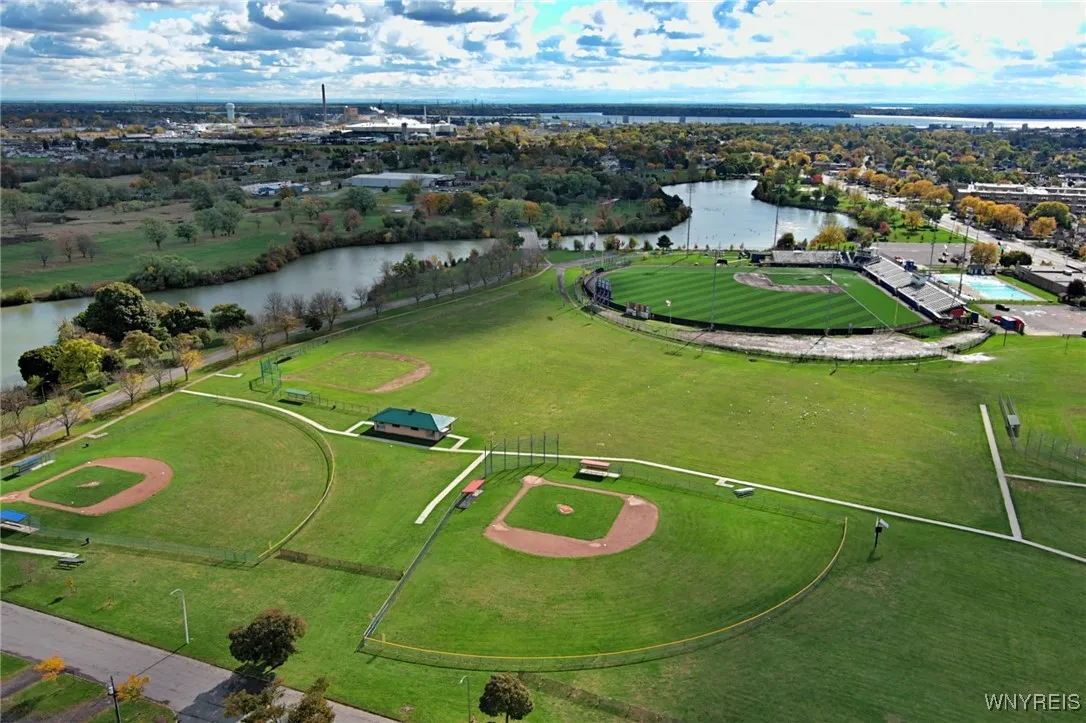 2945 Michigan Avenue, Niagara Falls, New York 1430, Niagara Falls, New York 14305, 3 Bedrooms Bedrooms, 8 Rooms Rooms,2 BathroomsBathrooms,Residential,For Sale,2945 Michigan Avenue, Niagara Falls, New York 1430,0,B1646933