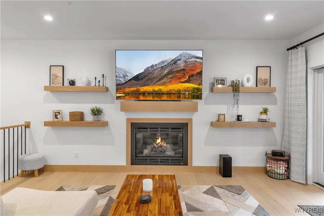 809 Casey Road, Amherst, New York 14051, Amherst, New York 14051, 3 Bedrooms Bedrooms, 7 Rooms Rooms,3 BathroomsBathrooms,Residential,For Sale,809 Casey Road, Amherst, New York 14051,0,B1646750