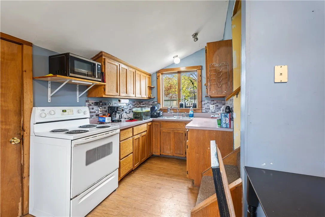 35 South Pearl Street, Attica, New York 14011, Attica, New York 14011, 3 Bedrooms Bedrooms, 8 Rooms Rooms,1 BathroomBathrooms,Residential,For Sale,35 South Pearl Street, Attica, New York 14011,0,R1646814