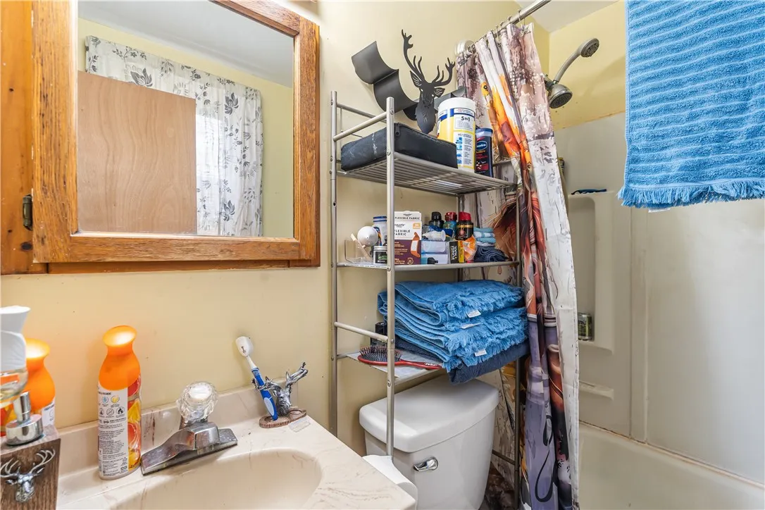 35 South Pearl Street, Attica, New York 14011, Attica, New York 14011, 3 Bedrooms Bedrooms, 8 Rooms Rooms,1 BathroomBathrooms,Residential,For Sale,35 South Pearl Street, Attica, New York 14011,0,R1646814