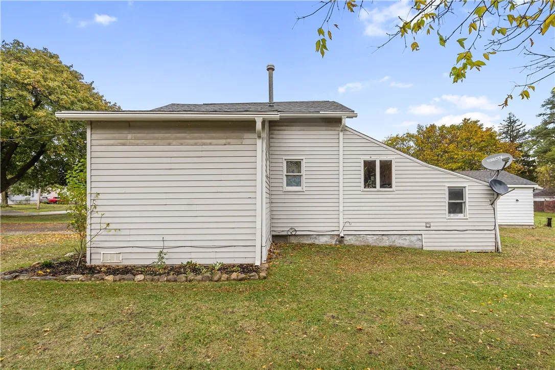 35 South Pearl Street, Attica, New York 14011, Attica, New York 14011, 3 Bedrooms Bedrooms, 8 Rooms Rooms,1 BathroomBathrooms,Residential,For Sale,35 South Pearl Street, Attica, New York 14011,0,R1646814