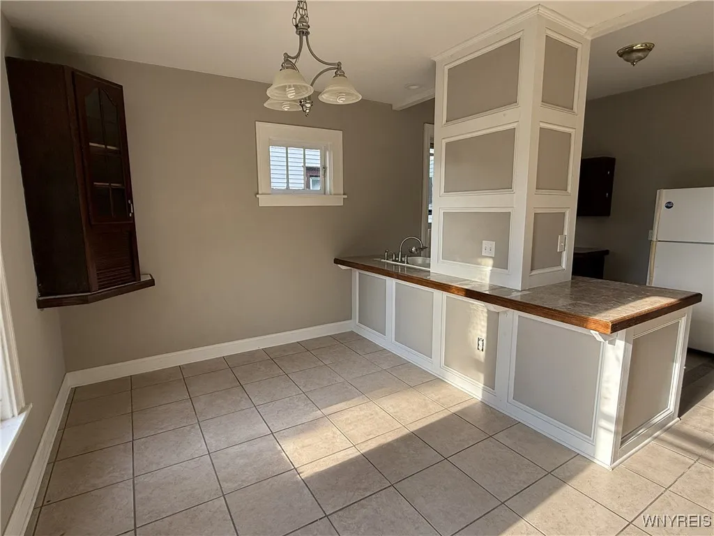 28 Lincoln Avenue, North Tonawanda, New York 14120, North Tonawanda, New York 14120, 4 Bedrooms Bedrooms, ,2 BathroomsBathrooms,Residential,For Sale,28 Lincoln Avenue, North Tonawanda, New York 14120,0,B1646858