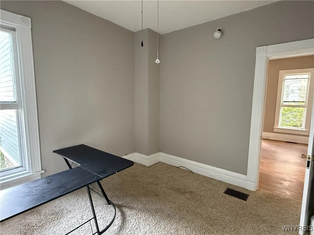 28 Lincoln Avenue, North Tonawanda, New York 14120, North Tonawanda, New York 14120, 4 Bedrooms Bedrooms, ,2 BathroomsBathrooms,Residential,For Sale,28 Lincoln Avenue, North Tonawanda, New York 14120,0,B1646858