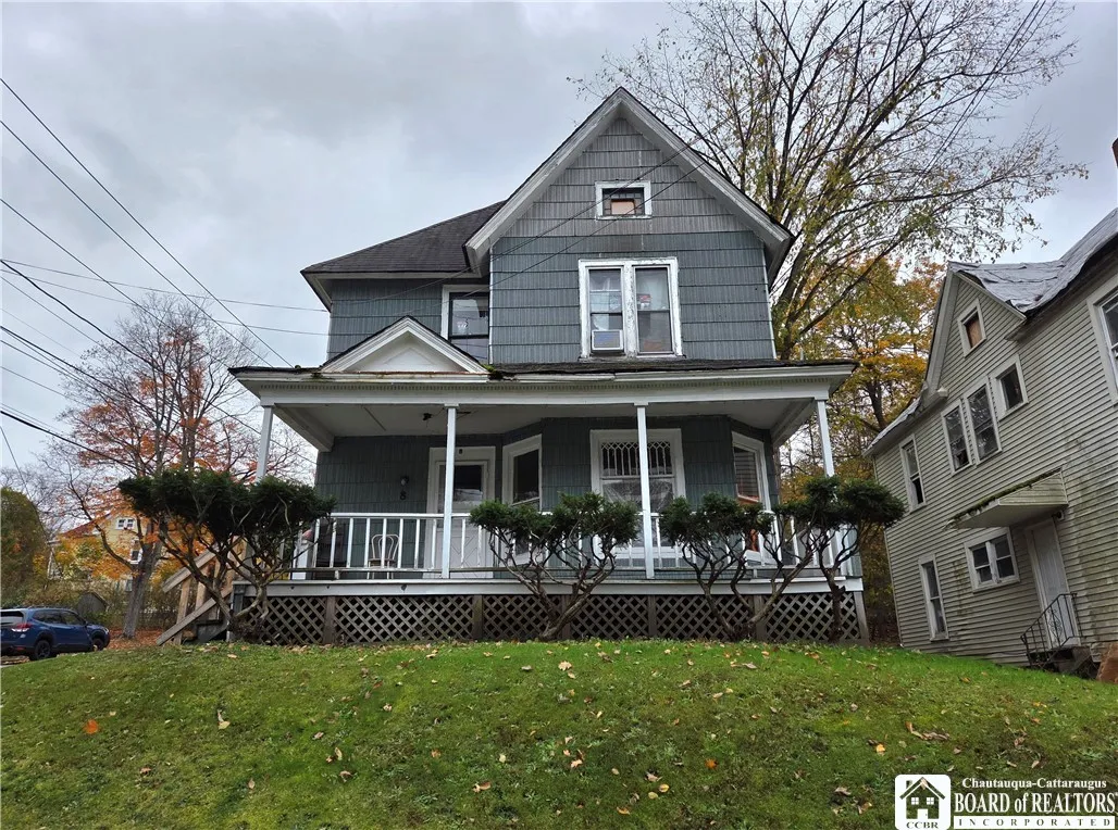 8 East Newland Avenue, Jamestown, New York 14701, Jamestown, New York 14701, 4 Bedrooms Bedrooms, ,2 BathroomsBathrooms,Residential,For Sale,8 East Newland Avenue, Jamestown, New York 14701,0,R1646734