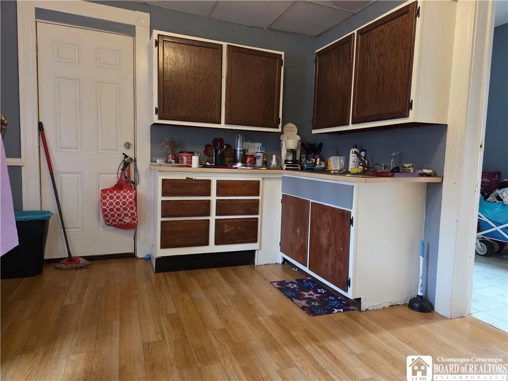 8 East Newland Avenue, Jamestown, New York 14701, Jamestown, New York 14701, 4 Bedrooms Bedrooms, ,2 BathroomsBathrooms,Residential,For Sale,8 East Newland Avenue, Jamestown, New York 14701,0,R1646734