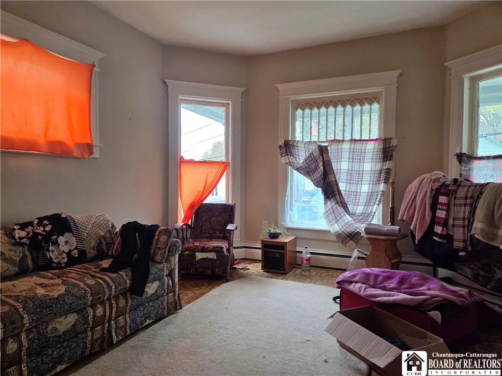 8 East Newland Avenue, Jamestown, New York 14701, Jamestown, New York 14701, 4 Bedrooms Bedrooms, ,2 BathroomsBathrooms,Residential,For Sale,8 East Newland Avenue, Jamestown, New York 14701,0,R1646734