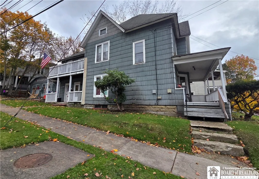 8 East Newland Avenue, Jamestown, New York 14701, Jamestown, New York 14701, 4 Bedrooms Bedrooms, ,2 BathroomsBathrooms,Residential,For Sale,8 East Newland Avenue, Jamestown, New York 14701,0,R1646734