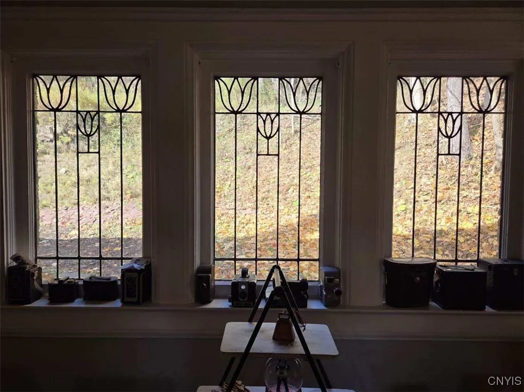 102 Hillside Avenue, Herkimer, New York 13350, Herkimer, New York 13350, 3 Bedrooms Bedrooms, 7 Rooms Rooms,1 BathroomBathrooms,Residential,For Sale,102 Hillside Avenue, Herkimer, New York 13350,0,S1646912