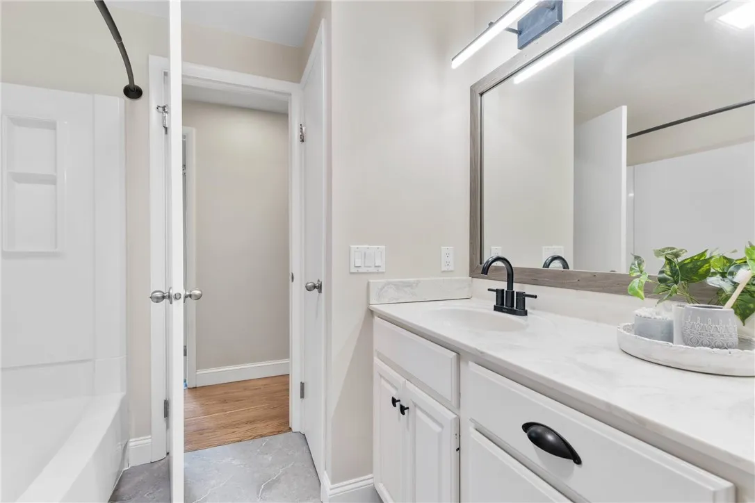 679 Heritage Drive, Greece, New York 14615, Greece, New York 14615, 5 Bedrooms Bedrooms, 11 Rooms Rooms,3 BathroomsBathrooms,Residential,For Sale,679 Heritage Drive, Greece, New York 14615,0,R1646884