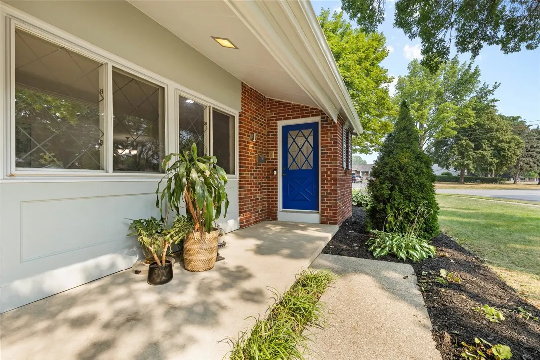 679 Heritage Drive, Greece, New York 14615, Greece, New York 14615, 5 Bedrooms Bedrooms, 11 Rooms Rooms,3 BathroomsBathrooms,Residential,For Sale,679 Heritage Drive, Greece, New York 14615,0,R1646884