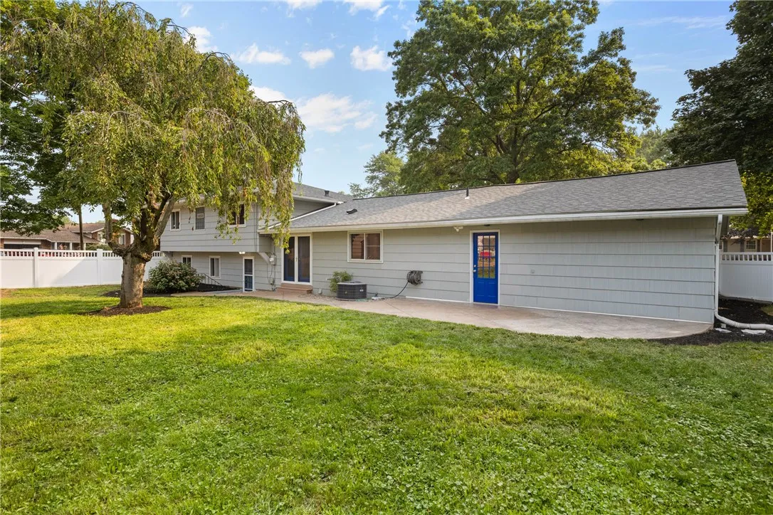 679 Heritage Drive, Greece, New York 14615, Greece, New York 14615, 5 Bedrooms Bedrooms, 11 Rooms Rooms,3 BathroomsBathrooms,Residential,For Sale,679 Heritage Drive, Greece, New York 14615,0,R1646884