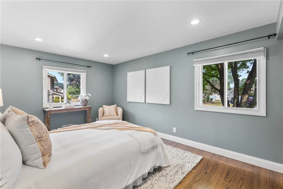 679 Heritage Drive, Greece, New York 14615, Greece, New York 14615, 5 Bedrooms Bedrooms, 11 Rooms Rooms,3 BathroomsBathrooms,Residential,For Sale,679 Heritage Drive, Greece, New York 14615,0,R1646884
