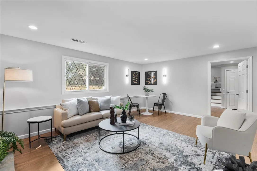 679 Heritage Drive, Greece, New York 14615, Greece, New York 14615, 5 Bedrooms Bedrooms, 11 Rooms Rooms,3 BathroomsBathrooms,Residential,For Sale,679 Heritage Drive, Greece, New York 14615,0,R1646884
