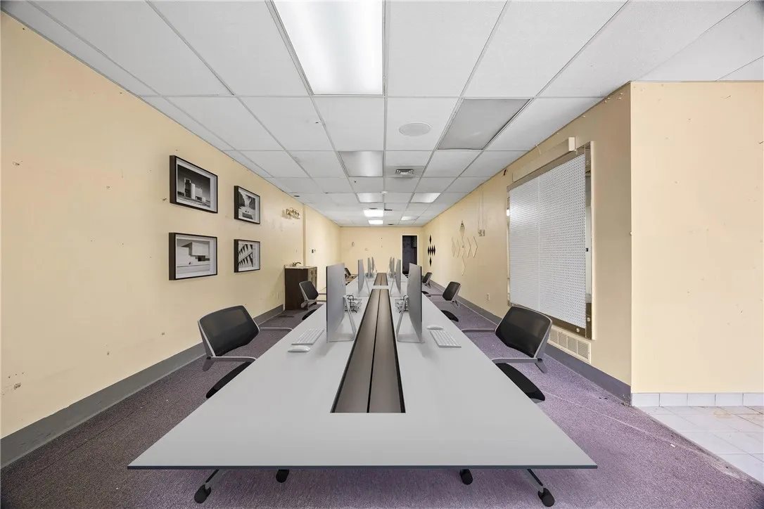 42 South Main-unit D Street, Riga, New York 14428, Riga, New York 14428, ,Commercial Lease,For Rent,42 South Main-unit D Street, Riga, New York 14428,0,R1646837