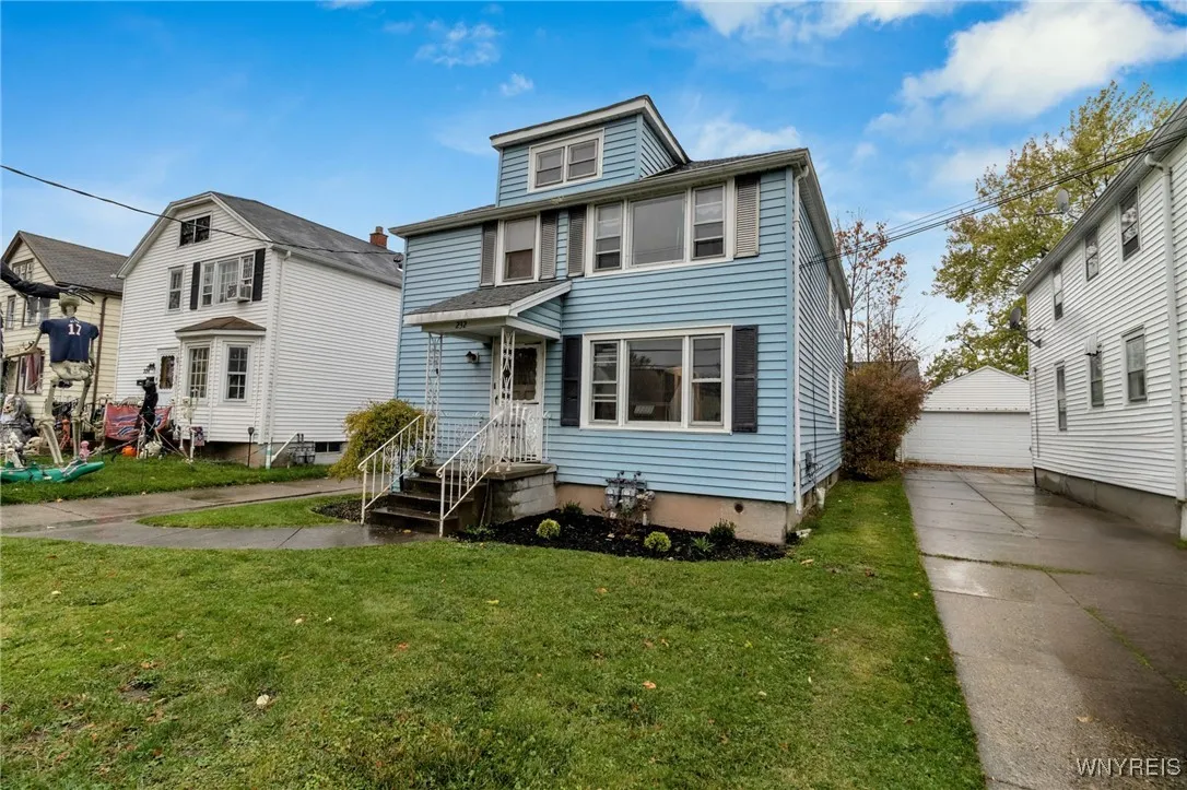 232 Callodine Avenue, Amherst, New York 14226, Amherst, New York 14226, 4 Bedrooms Bedrooms, ,2 BathroomsBathrooms,Residential,Closed,232 Callodine Avenue, Amherst, New York 14226,0,B1646902