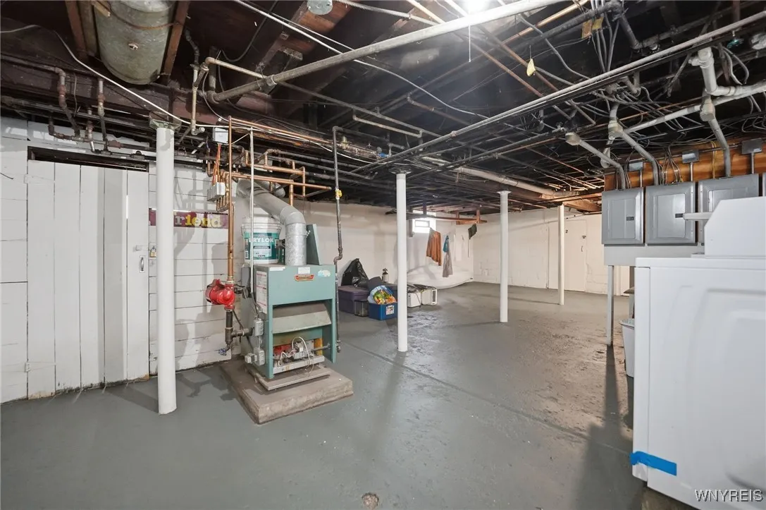 117 Bloomfield Avenue, Buffalo, New York 14220, Buffalo, New York 14220, 4 Bedrooms Bedrooms, ,4 BathroomsBathrooms,Residential,For Sale,117 Bloomfield Avenue, Buffalo, New York 14220,0,B1646936