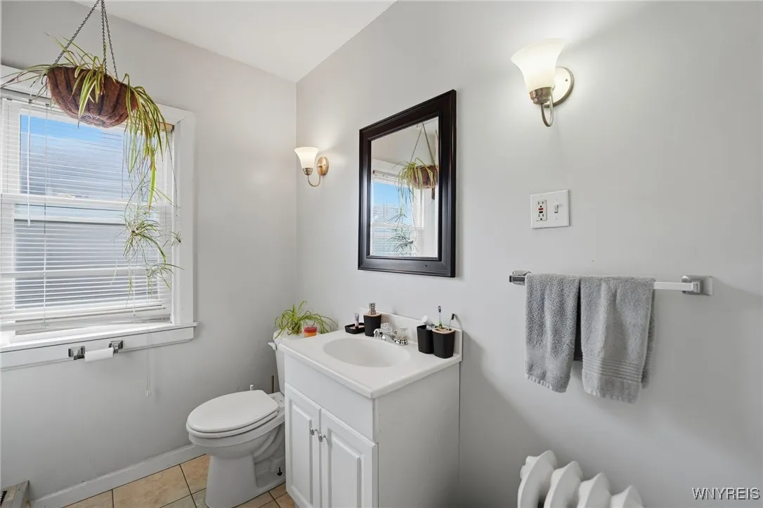 117 Bloomfield Avenue, Buffalo, New York 14220, Buffalo, New York 14220, 4 Bedrooms Bedrooms, ,4 BathroomsBathrooms,Residential,For Sale,117 Bloomfield Avenue, Buffalo, New York 14220,0,B1646936