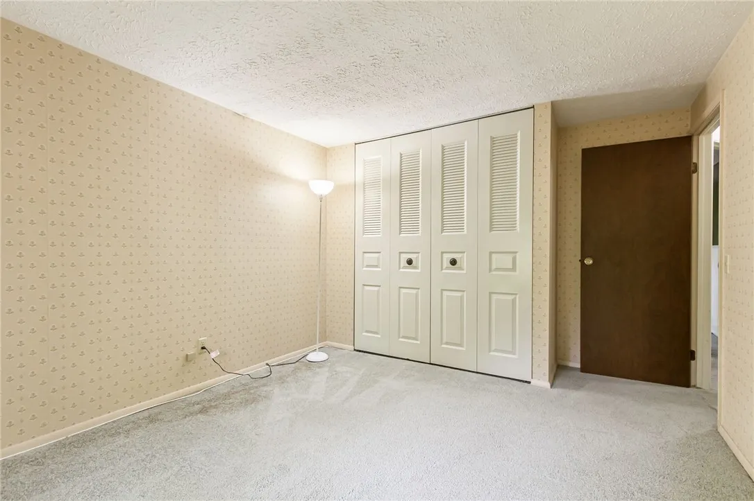 53 Wildherd Drive, Henrietta, New York 14467, Henrietta, New York 14467, 3 Bedrooms Bedrooms, 7 Rooms Rooms,1 BathroomBathrooms,Residential,For Sale,53 Wildherd Drive, Henrietta, New York 14467,0,R1647016