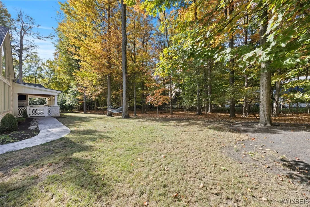 4990 Sandstone Court, Clarence, New York 14031, Clarence, New York 14031, 5 Bedrooms Bedrooms, 10 Rooms Rooms,4 BathroomsBathrooms,Residential,For Sale,4990 Sandstone Court, Clarence, New York 14031,0,B1646106