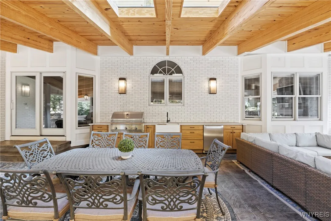 4990 Sandstone Court, Clarence, New York 14031, Clarence, New York 14031, 5 Bedrooms Bedrooms, 10 Rooms Rooms,4 BathroomsBathrooms,Residential,For Sale,4990 Sandstone Court, Clarence, New York 14031,0,B1646106