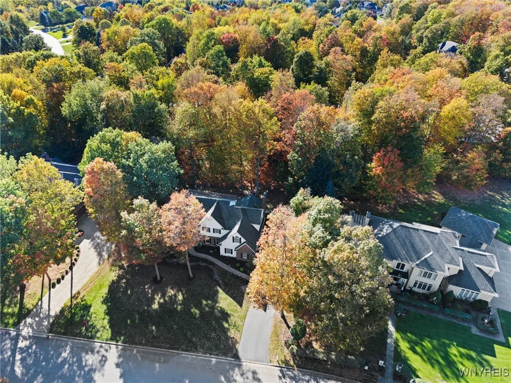 4990 Sandstone Court, Clarence, New York 14031, Clarence, New York 14031, 5 Bedrooms Bedrooms, 10 Rooms Rooms,4 BathroomsBathrooms,Residential,For Sale,4990 Sandstone Court, Clarence, New York 14031,0,B1646106