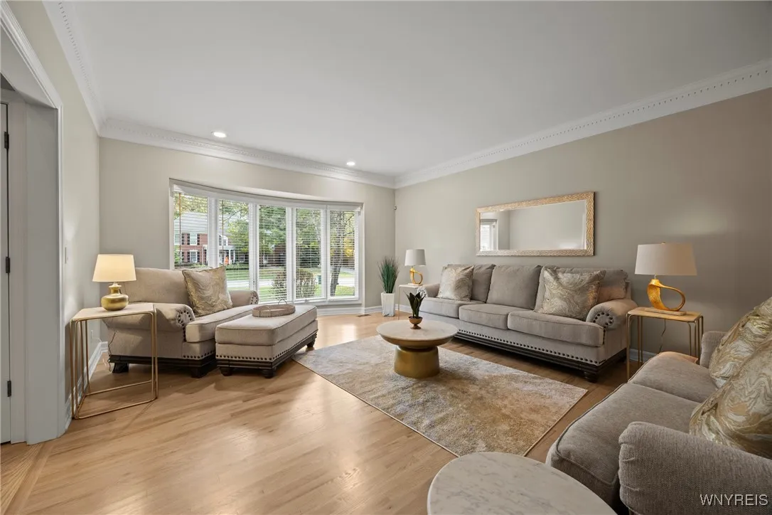 4990 Sandstone Court, Clarence, New York 14031, Clarence, New York 14031, 5 Bedrooms Bedrooms, 10 Rooms Rooms,4 BathroomsBathrooms,Residential,For Sale,4990 Sandstone Court, Clarence, New York 14031,0,B1646106