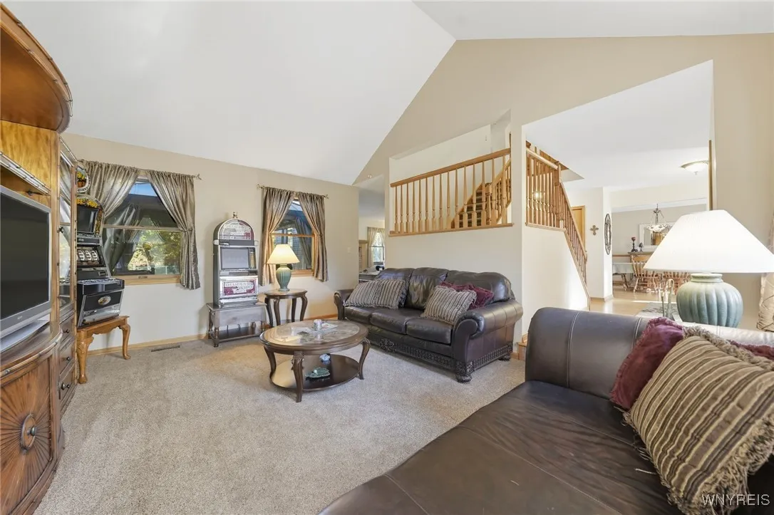 186 Timberlink Drive, Grand Island, New York 14072, Grand Island, New York 14072, 4 Bedrooms Bedrooms, 12 Rooms Rooms,2 BathroomsBathrooms,Residential,For Sale,186 Timberlink Drive, Grand Island, New York 14072,0,B1647030