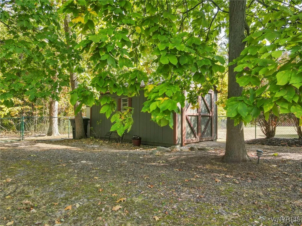 186 Timberlink Drive, Grand Island, New York 14072, Grand Island, New York 14072, 4 Bedrooms Bedrooms, 12 Rooms Rooms,2 BathroomsBathrooms,Residential,For Sale,186 Timberlink Drive, Grand Island, New York 14072,0,B1647030