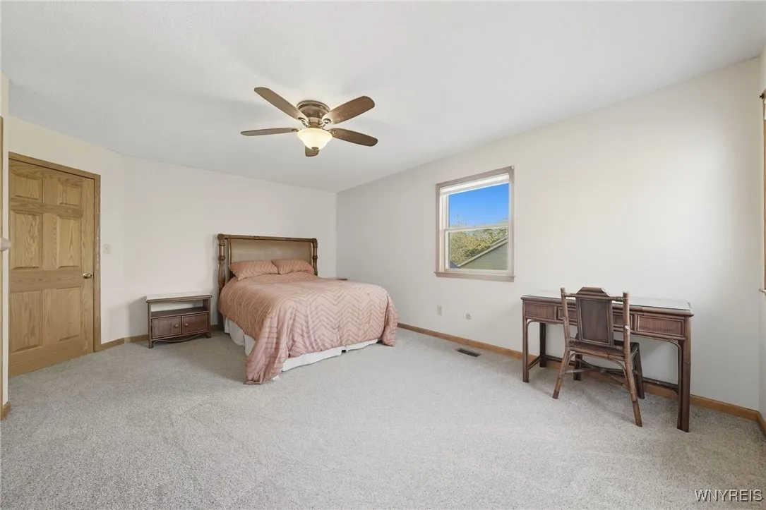 186 Timberlink Drive, Grand Island, New York 14072, Grand Island, New York 14072, 4 Bedrooms Bedrooms, 12 Rooms Rooms,2 BathroomsBathrooms,Residential,For Sale,186 Timberlink Drive, Grand Island, New York 14072,0,B1647030